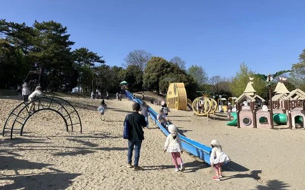【2026年版】愛知・名古屋で長いローラーすべり台がある公園5選｜70m・30m級の人気すべり台まとめ